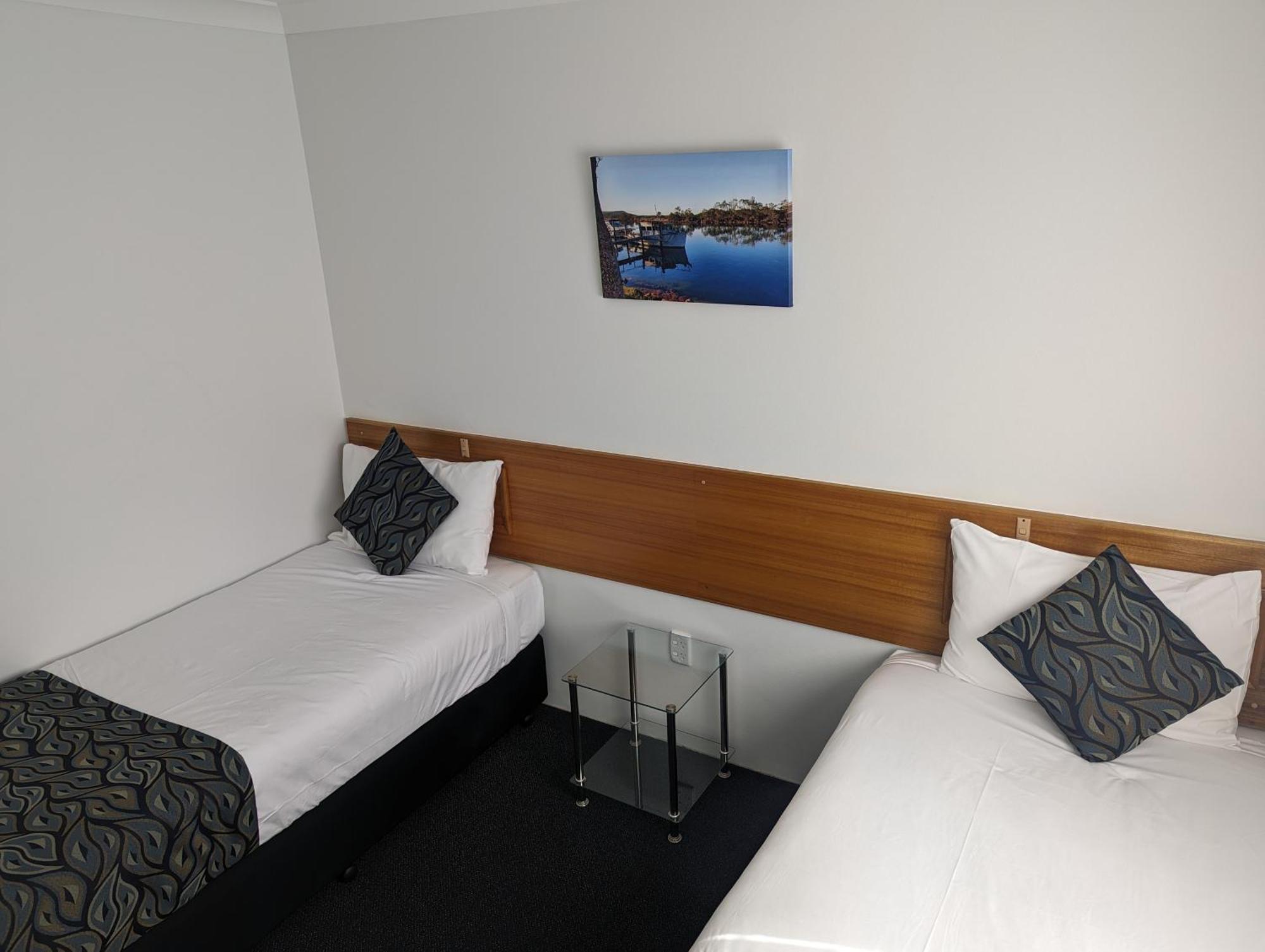 Haven Waters Motel & Apartments นอร์ธเฮเวน ภายนอก รูปภาพ