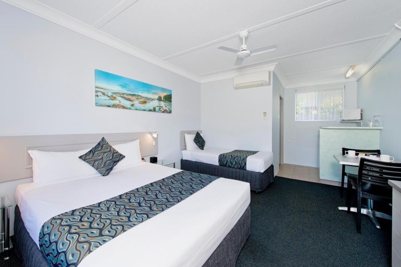 Haven Waters Motel & Apartments นอร์ธเฮเวน ภายนอก รูปภาพ